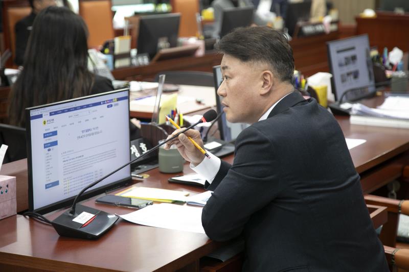 제387회 정례회 제4차 기획재정위원회 행정사무감사_4