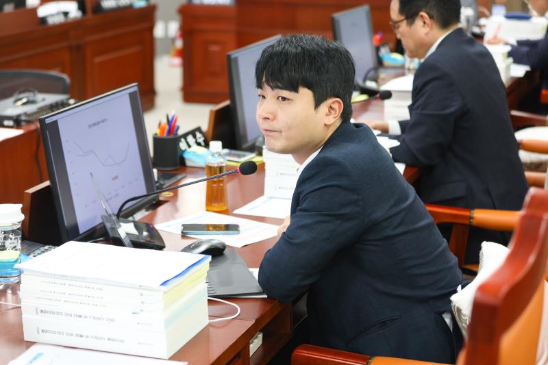 제387회 정례회 제5차 문화체육관광위원회 행정사무감사_4