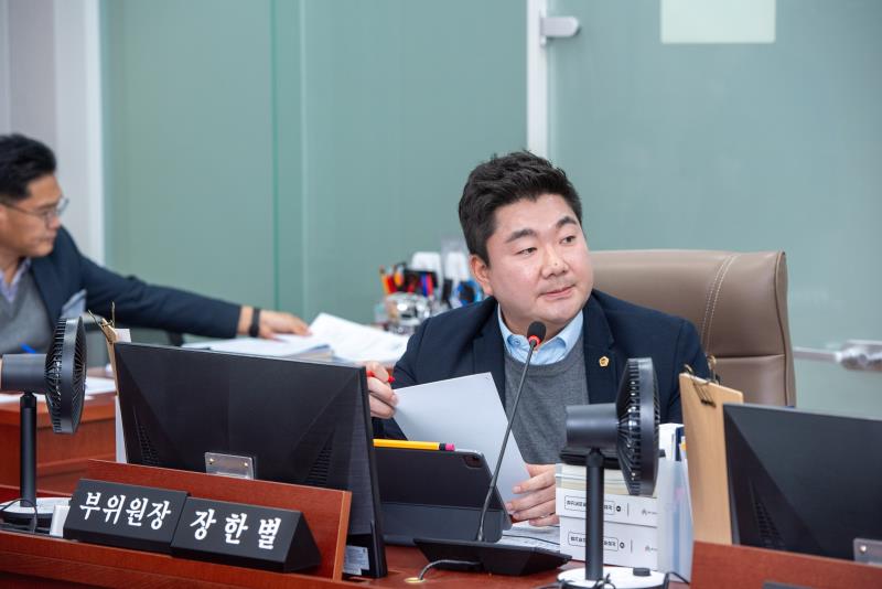 제387회 정례회 제6차 교육행정위원회 행정사무감사_4