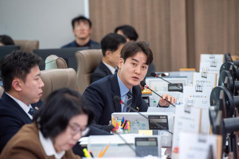 제387회 정례회 제6차 교육행정위원회 행정사무감사_2