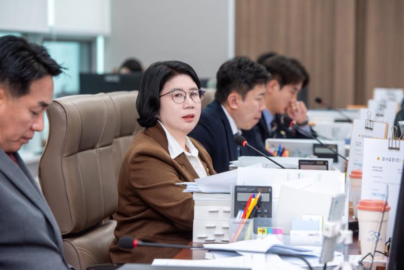 제387회 정례회 제6차 교육행정위원회 행정사무감사_3