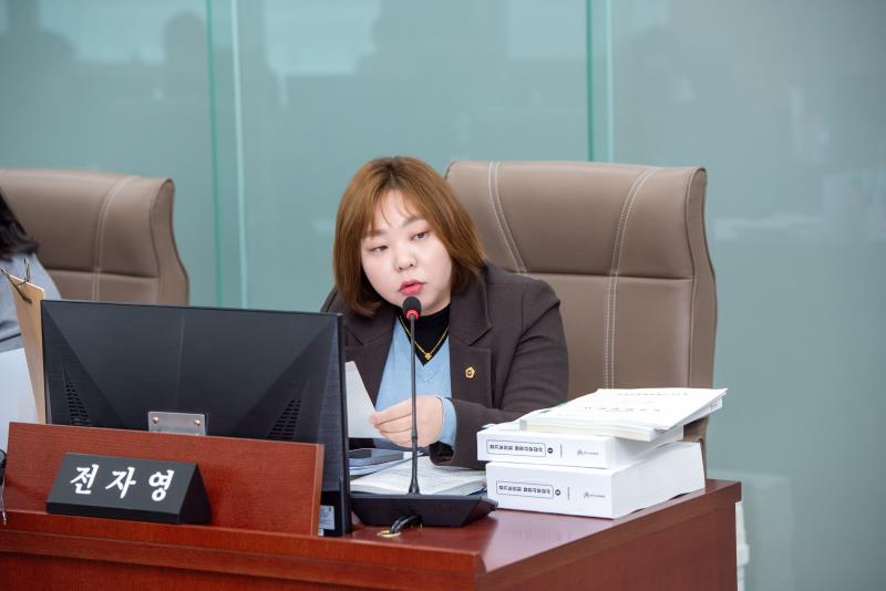 제387회 정례회 제6차 교육행정위원회 행정사무감사_3