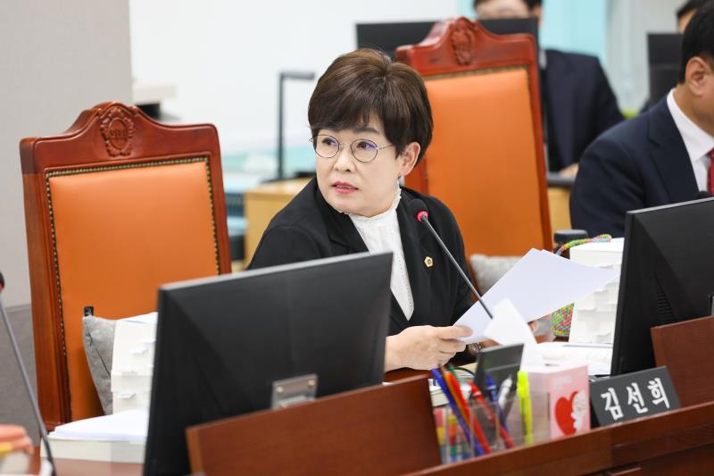 제387회 정례회 제7차 교육기획위원회 행정사무감사_4