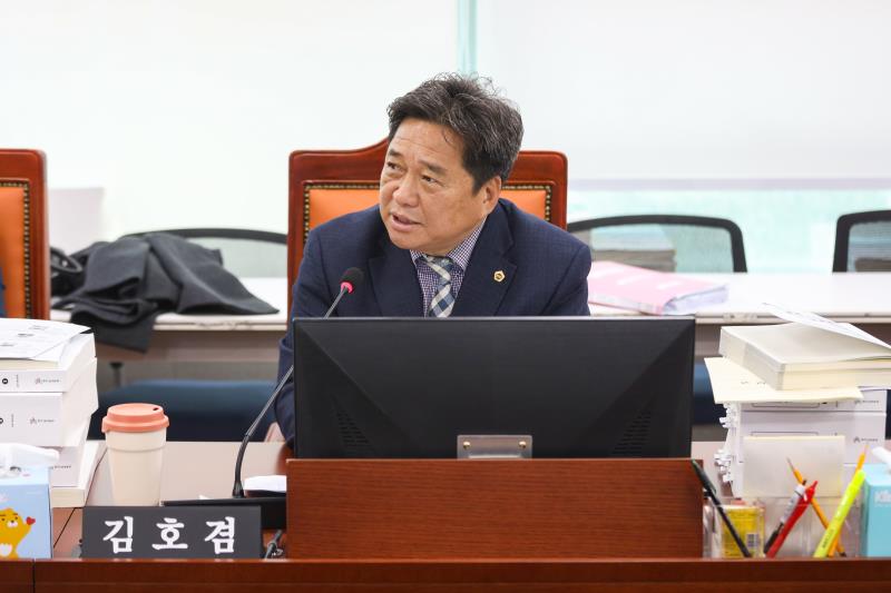 제387회 정례회 제7차 교육기획위원회 행정사무감사_3