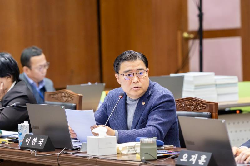 제387회 정례회 제7차 문화체육관광위원회 행정사무감사_3