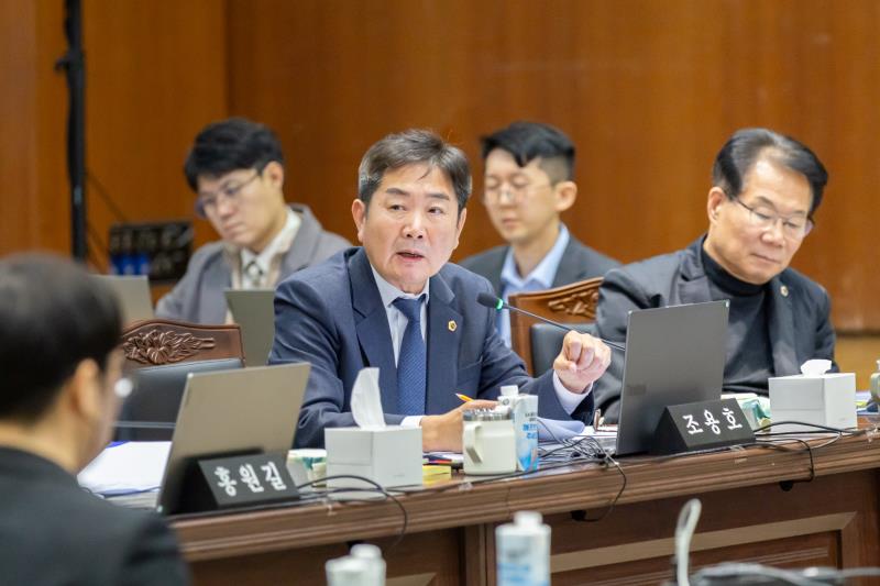 제387회 정례회 제7차 문화체육관광위원회 행정사무감사_3