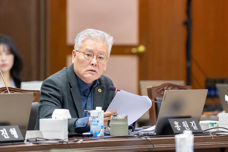 제387회 정례회 제7차 문화체육관광위원회 행정사무감사_3