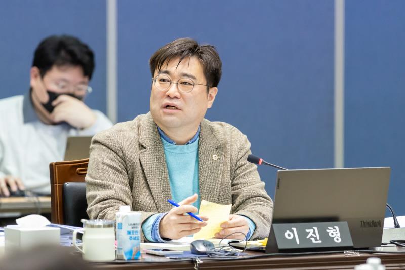 제387회 정례회 제7차 문화체육관광위원회 행정사무감사_3