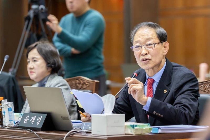 제387회 정례회 제7차 문화체육관광위원회 행정사무감사_3