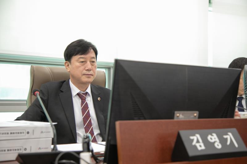 제387회 정례회 제7차 교육행정위원회 행정사무감사_3