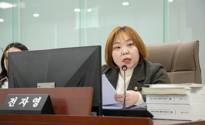 제387회 정례회 제7차 교육행정위원회 행정사무감사_3