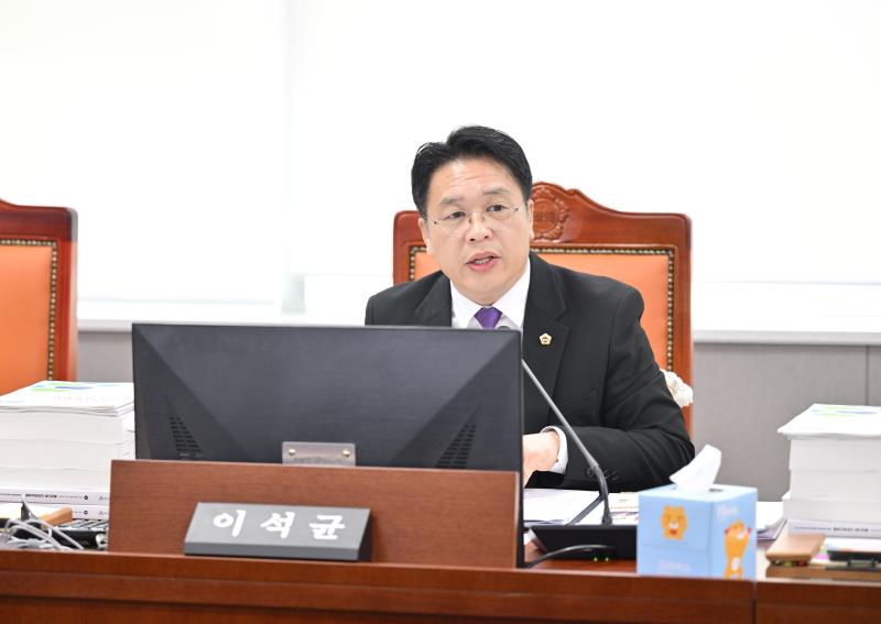 제387회 정례회 1차 운영위원회 행정사무감사_6