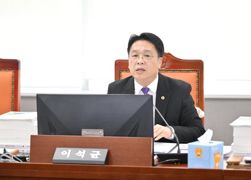 제387회 정례회 1차 운영위원회 행정사무감사_3