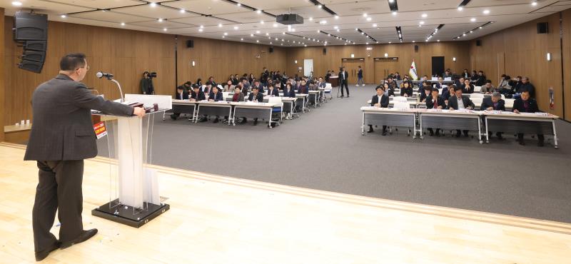 국민의힘 의총 및 기자회견 카드퍼포먼스_9