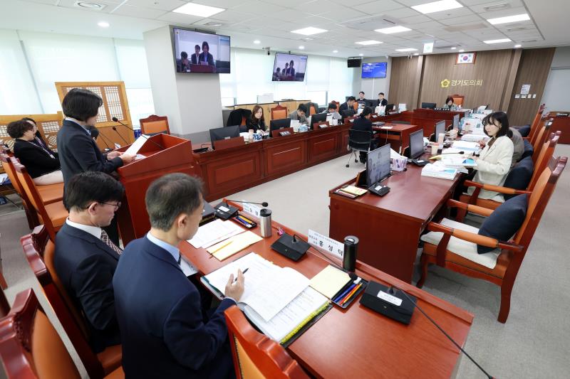 제387회 정례회 제3차 여성가족평생교육위원회(오전)_7