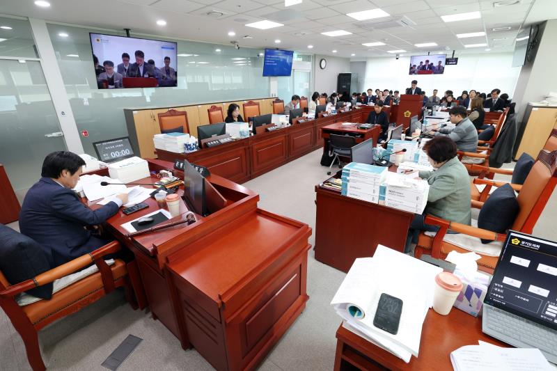 제387회 정례회 제3차 여성가족평생교육위원회(오후)_3