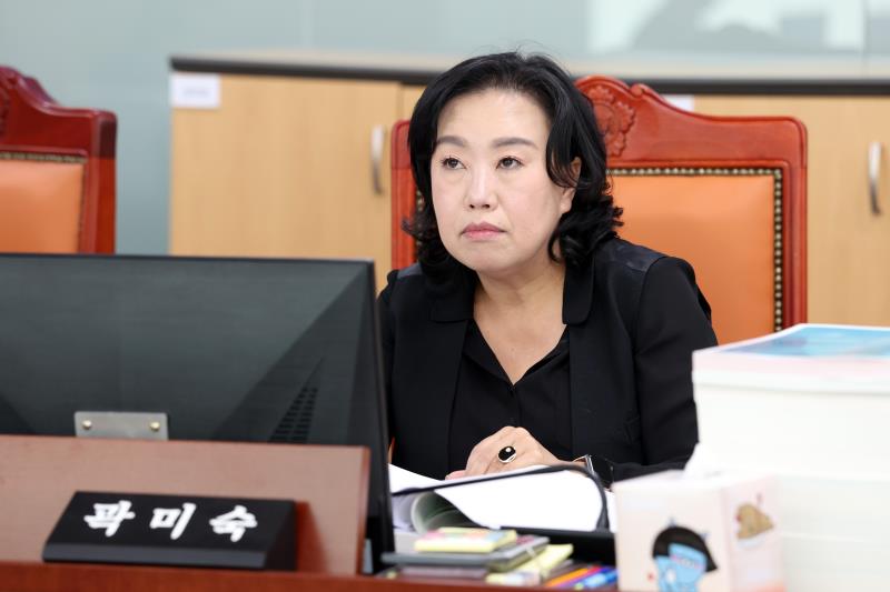 제387회 정례회 제3차 여성가족평생교육위원회(오후)_5