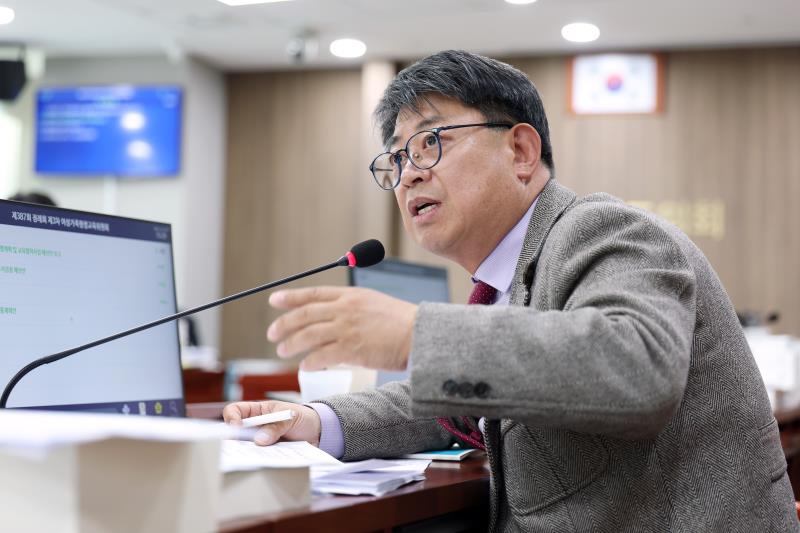 제387회 정례회 제3차 여성가족평생교육위원회(오후)_10