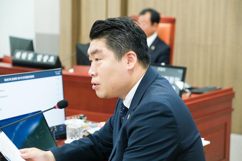제387회 정례회 제1차 안전행정위원회_5