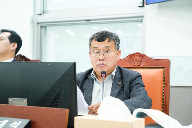 제387회 정례회 제1차 안전행정위원회_3