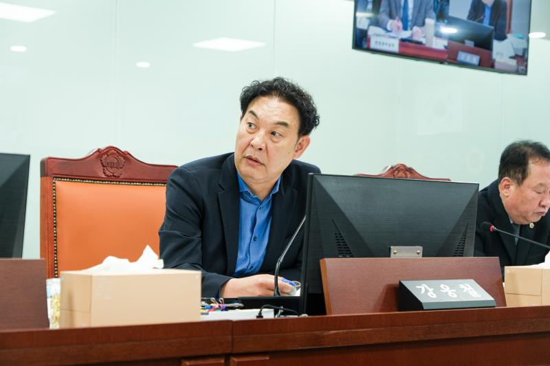 제387회 정례회 제1차 안전행정위원회_3