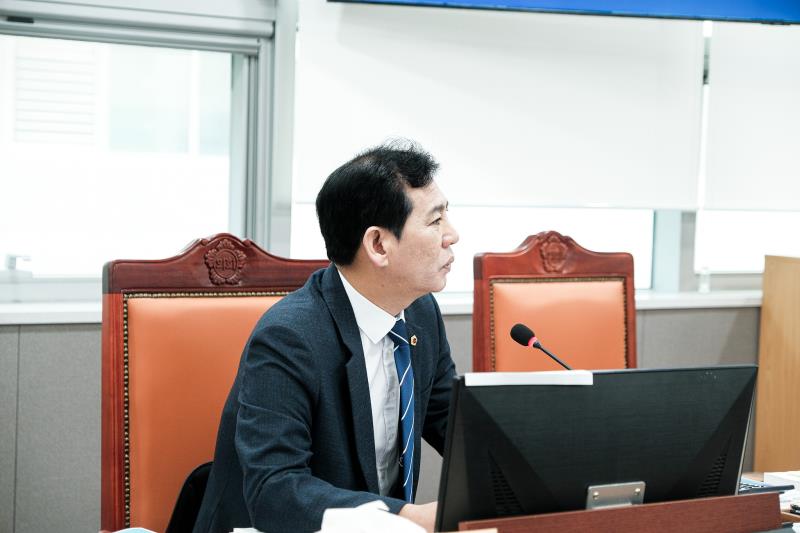 제387회 정례회 제2차 안전행정위원회_9
