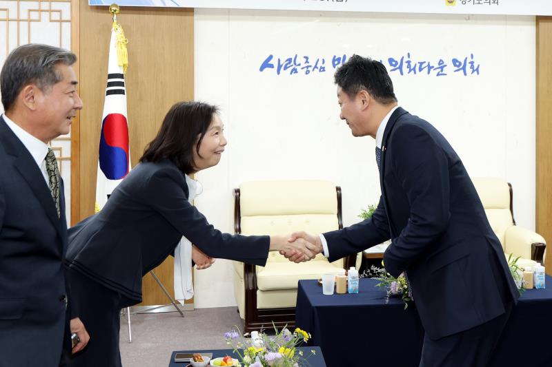 대한민국시도의회의장협의회 2025년 제7차 임시회 환담_2