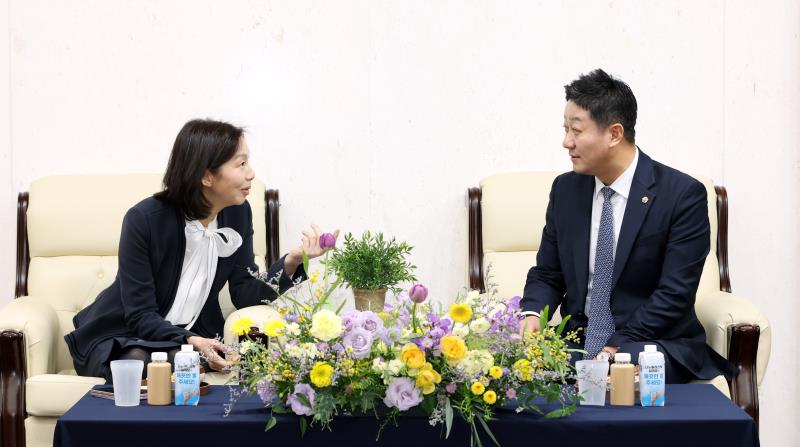 대한민국시도의회의장협의회 2025년 제7차 임시회 환담_5