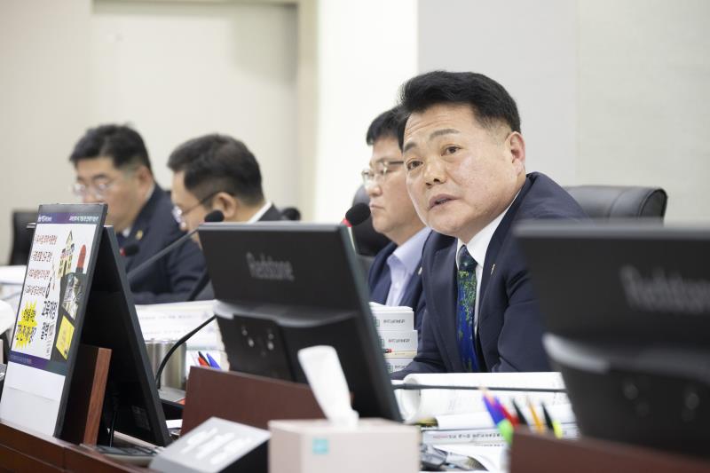 제387회 정례회 제1차 경기도교육청 예산결산특별위원회_8