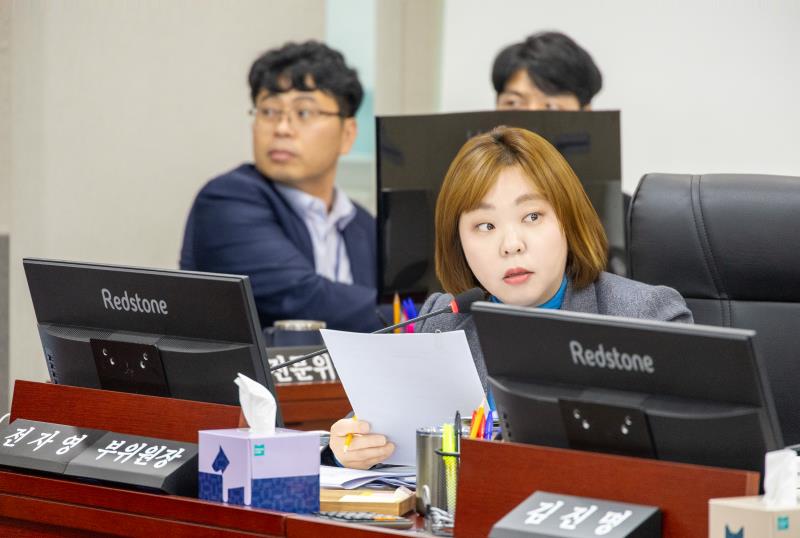 제387회 정례회 제1차 경기도교육청 예산결산특별위원회_4