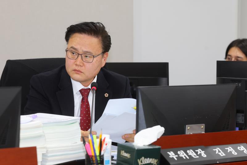 제387회 정례회 제2차 경기도청 예산결산특별위원회 사진 5