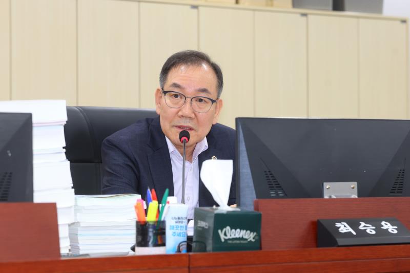 제387회 정례회 제3차 경기도청 예산결산특별위회 사진 5