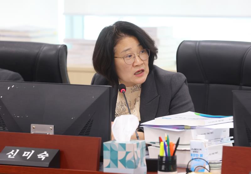 제387회 정례회 제3차 경기도청 예산결산특별위회 사진 9