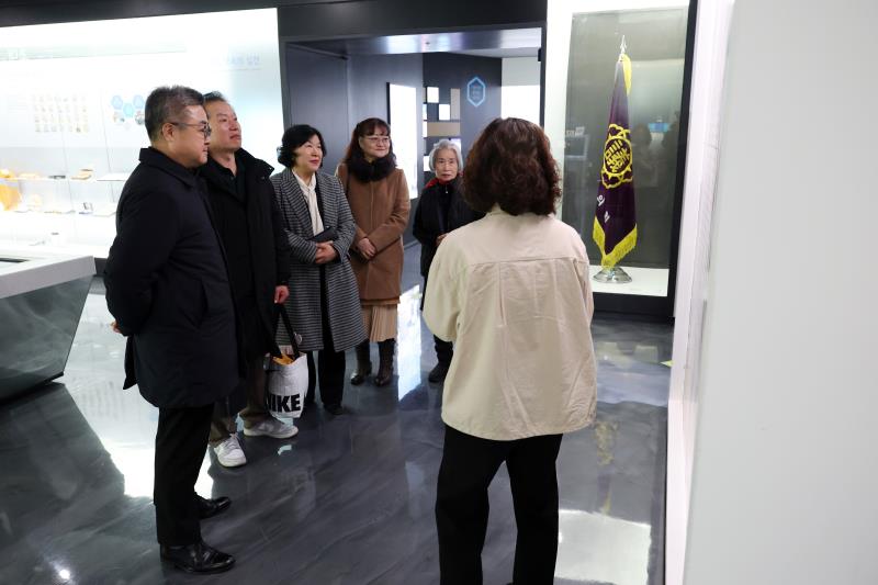 대한적십자사 시흥은행봉사회 경기도의회 방문 사진 3