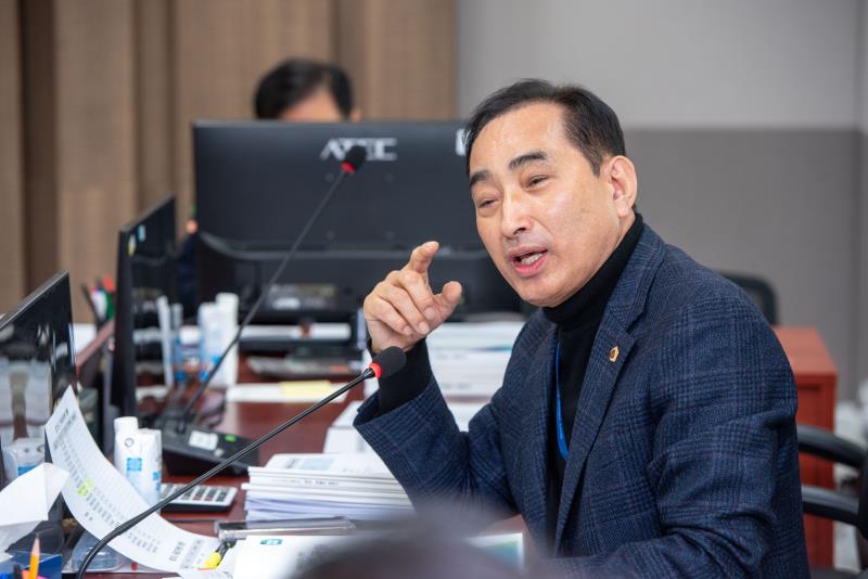 제387회 정례회 제5차 경기도청 예산결산특별위회_9