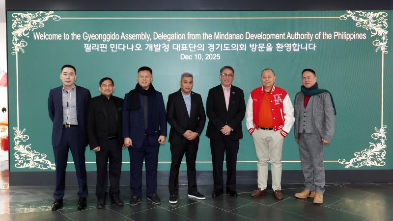 필리핀 민다나오 개발청 대표단 경기도의회 견학 사진 6