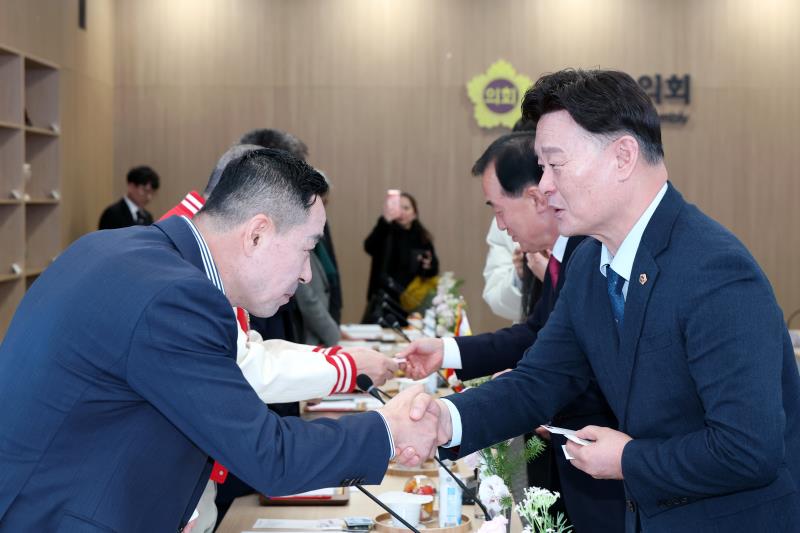 필리핀 민다나오 개발청 대표단 접견_9