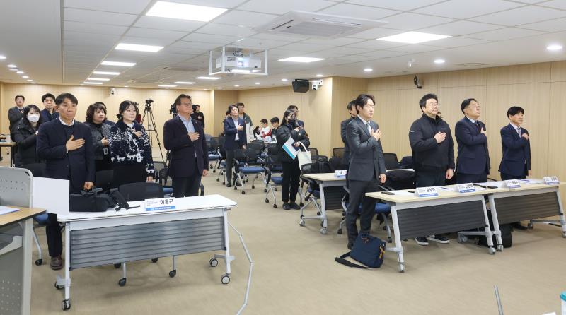 고령운전자 폐달 오조작 방지장치 도입 방향 논의를 위한 정책토론회