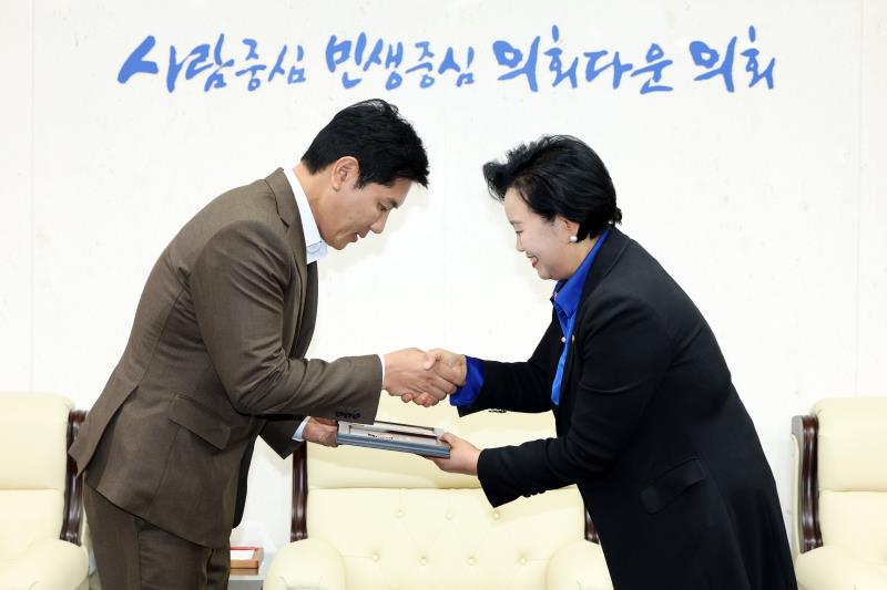 지역사회 봉사·나눔 공로 표창장 수여식_10