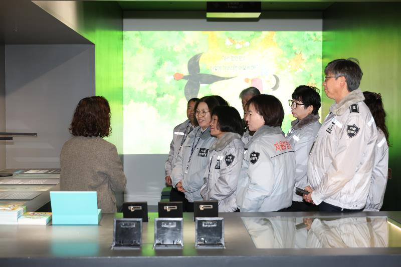 시흥시 은행동 자율방범대 경기도의회 견학 사진 3