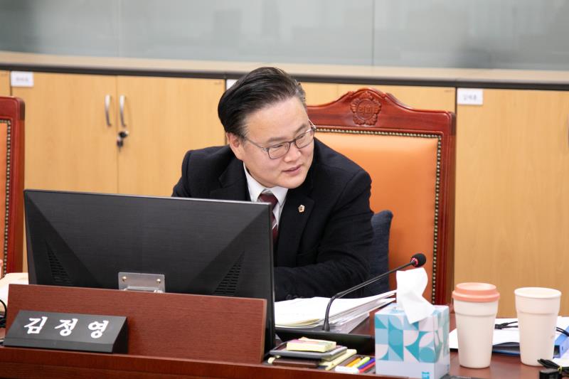 제387회 정례회 제8차 여성가족평생교육위원회_3