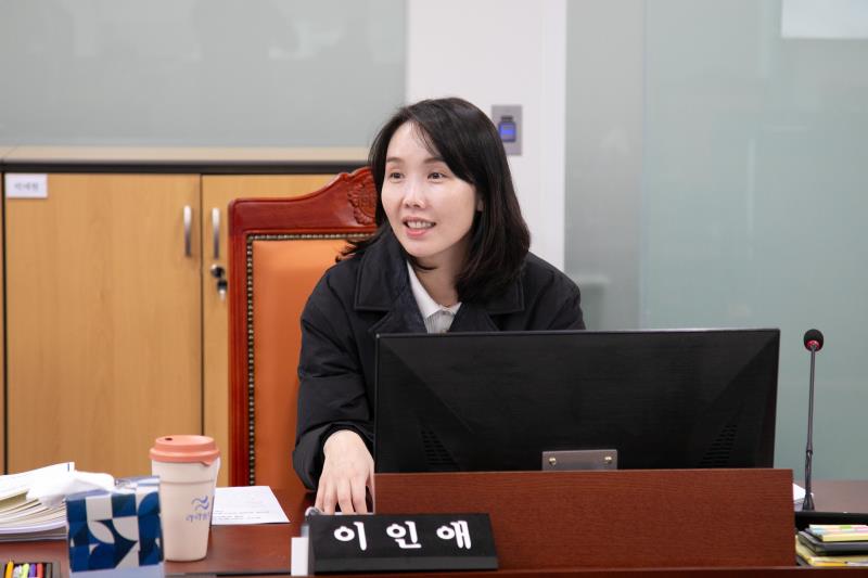 제387회 정례회 제8차 여성가족평생교육위원회_3