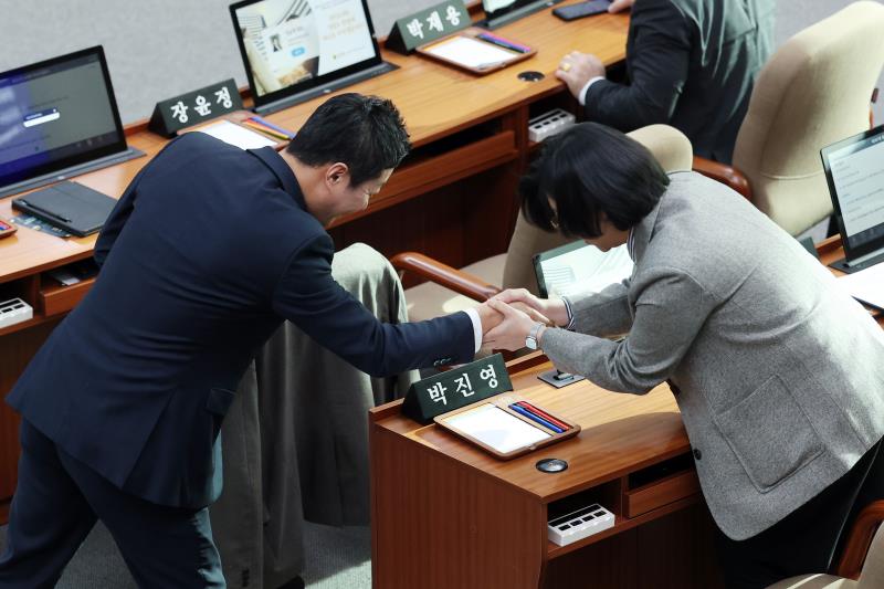 제387회 정례회 제5차 본회의(오전) 사진 2