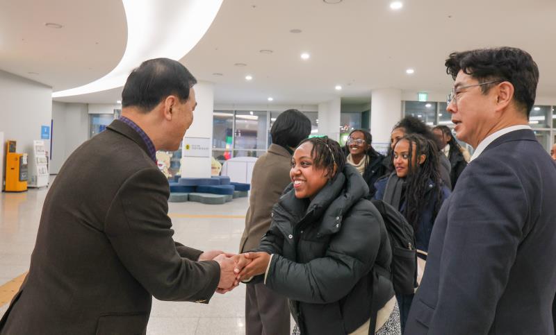 한국전쟁 참전 에티오피아 후손 의회방문 사진 2