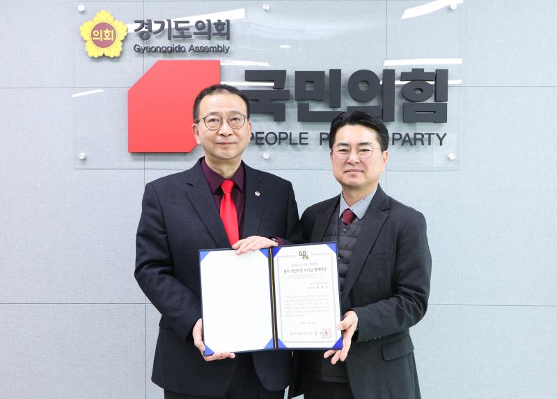 백현종 대표 일간기자단 리더쉽 명예 대상 수상 및 인터뷰_3