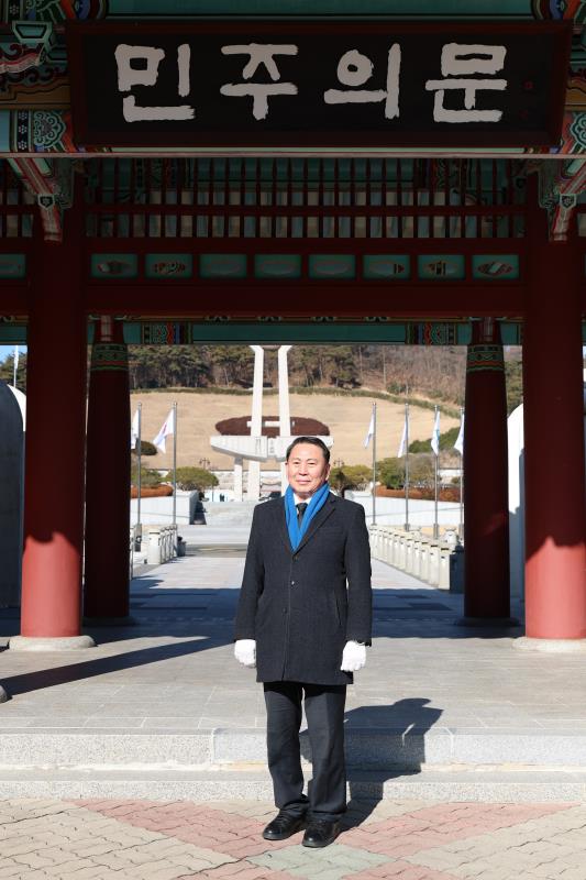 더불어민주당 광역의회의원협의회 5.18 민주화운동 희생자 추모 및 참배