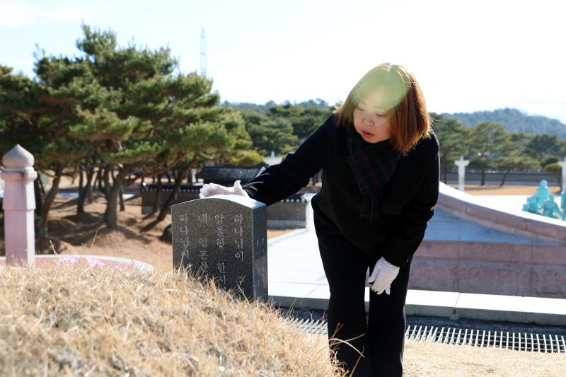 더불어민주당 광역의회의원협의회 5.18 민주화운동 희생자 추모 및 참배
