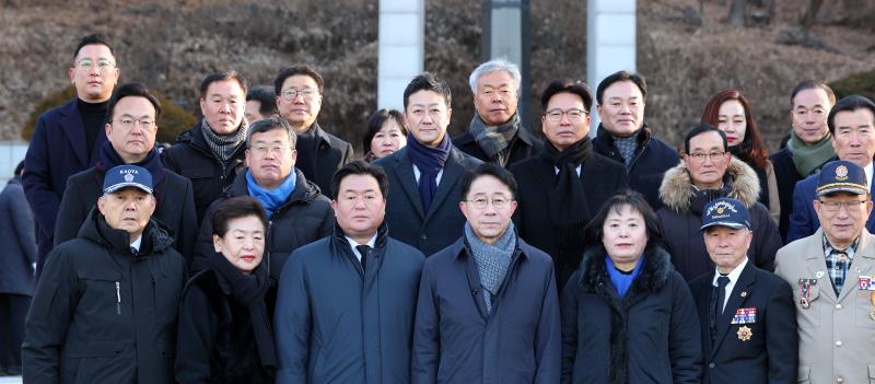 2026년 새해 현충탑 참배_7