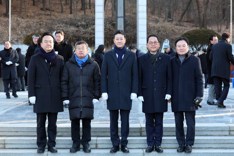 2026년 새해 현충탑 참배_10