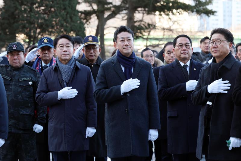 2026년 새해 현충탑 참배_4